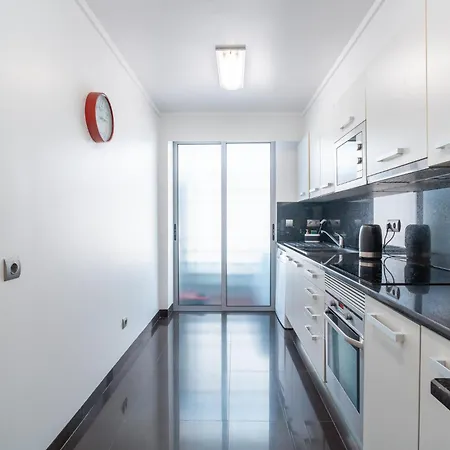 Sea View By Amazing Madeira Apartment *