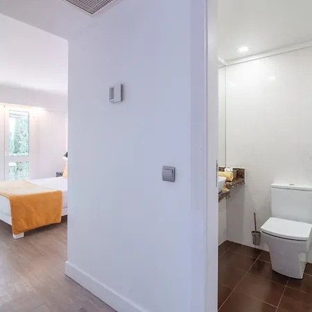 Sea View Apartment *